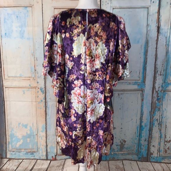 Floral velvet swing dress - Picture 3 of 4